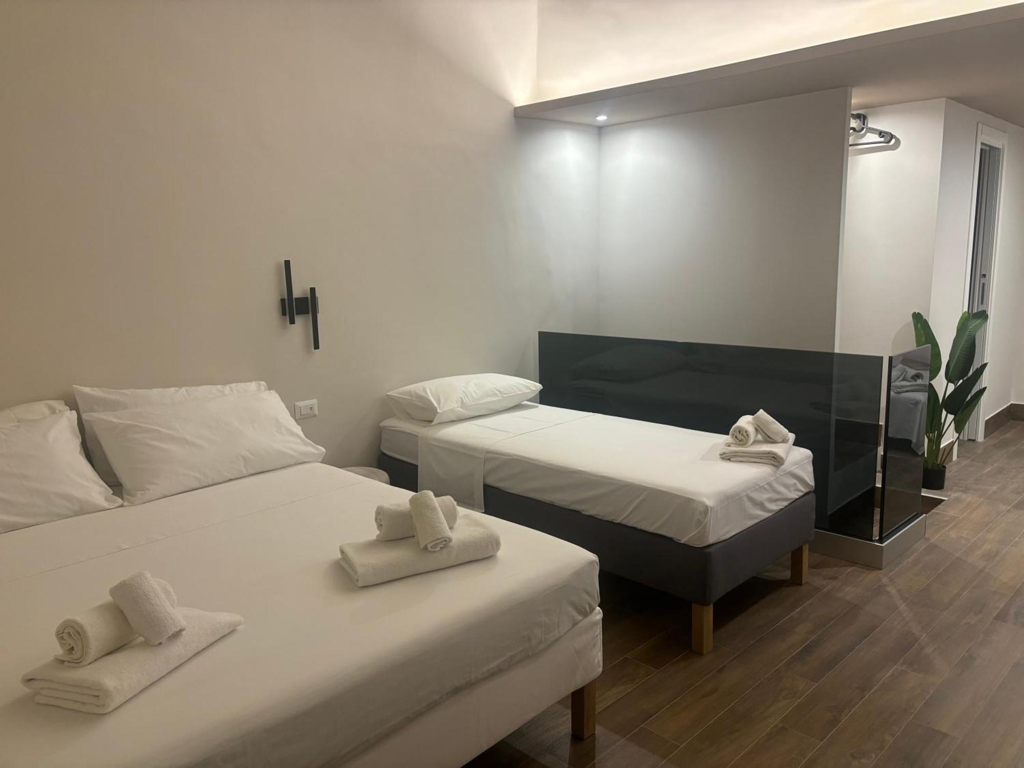 Cbh Sicitaly Group Bed and Breakfast Aci Castello Eksteriør billede